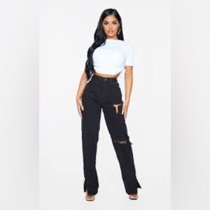 PRETTYLITTLETHING Petite Ripped Split Hem Jeans